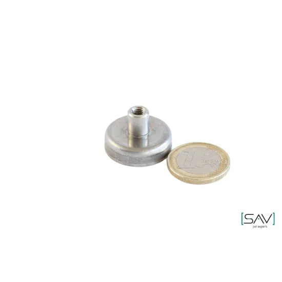 Ferrite pot magnet with threaded bushing SAV-webshop.nl Ferrite pot magnet with threaded bushing SAV-webshop.nl