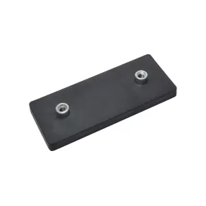 Neodymium magneetsysteem in rubber, rechthoekig met 2 x draadgat zwart 110 x 45 mm