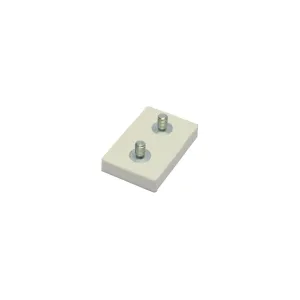 Neodymium magnet system in rubber, rectangular with threaded hole