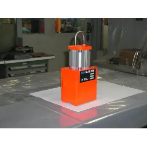 Pneumatic Lifting Magnet NEO-AIR 250 (250 kg) | SAV 531.03